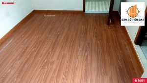 Lắp đặt sàn nhựa hèm khóa Kosmos N1681 bề mặt vân gỗ